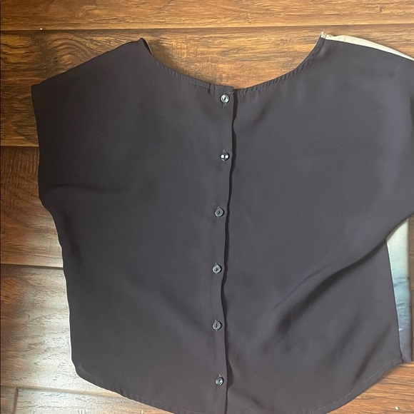 H&M Cream and Black Swan Print Blouse - Picture 7 of 8